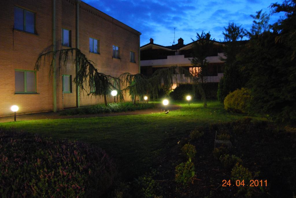 Vecchia Brianza Hotel Seveso Luaran gambar