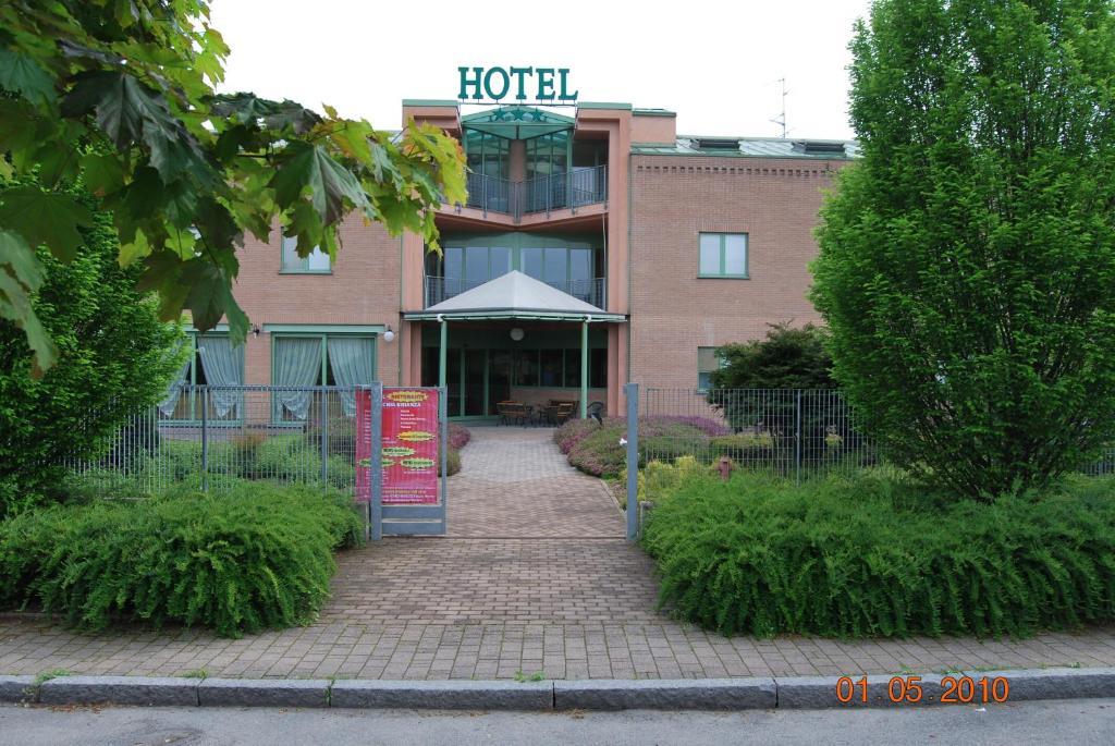 Vecchia Brianza Hotel Seveso Luaran gambar