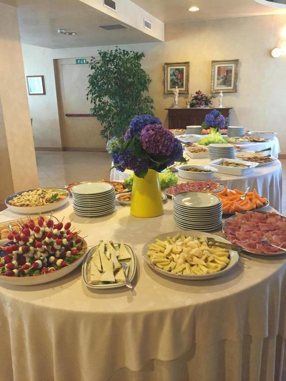 Vecchia Brianza Hotel Seveso Luaran gambar